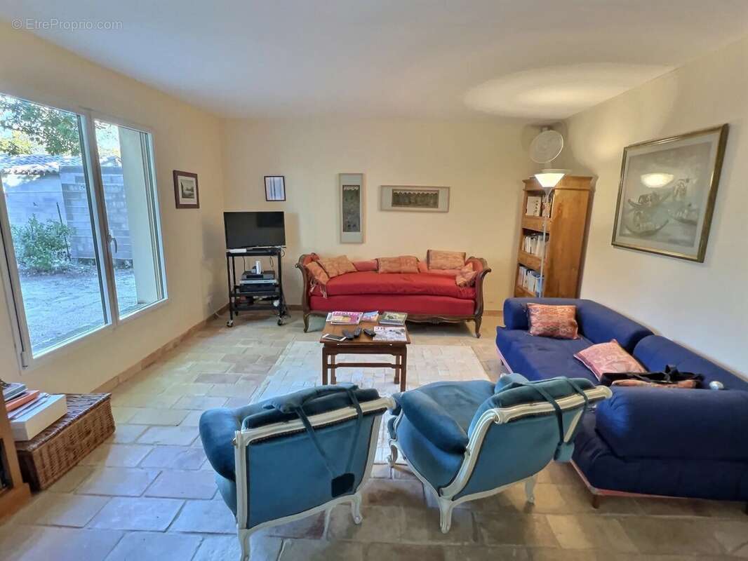 Maison à ROUSSILLON