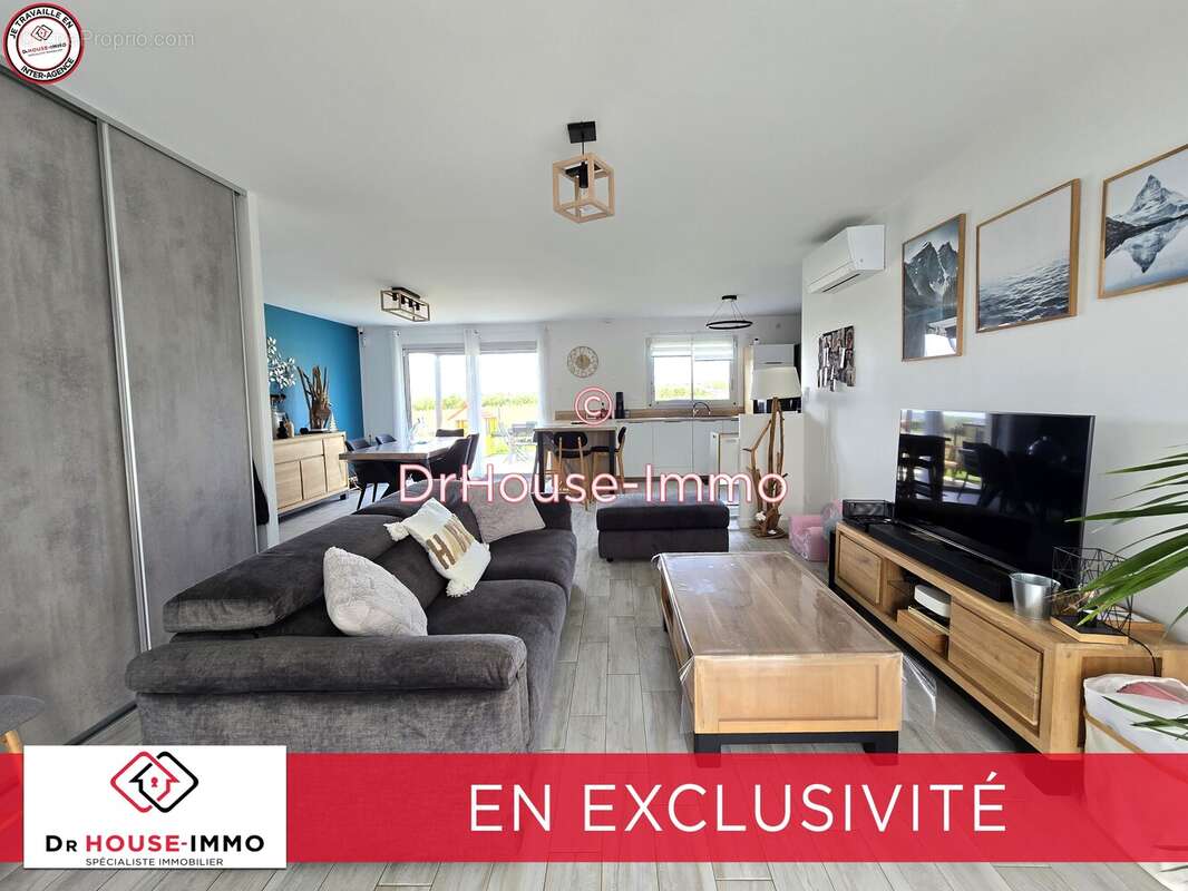 Maison à SAINTE-NEOMAYE