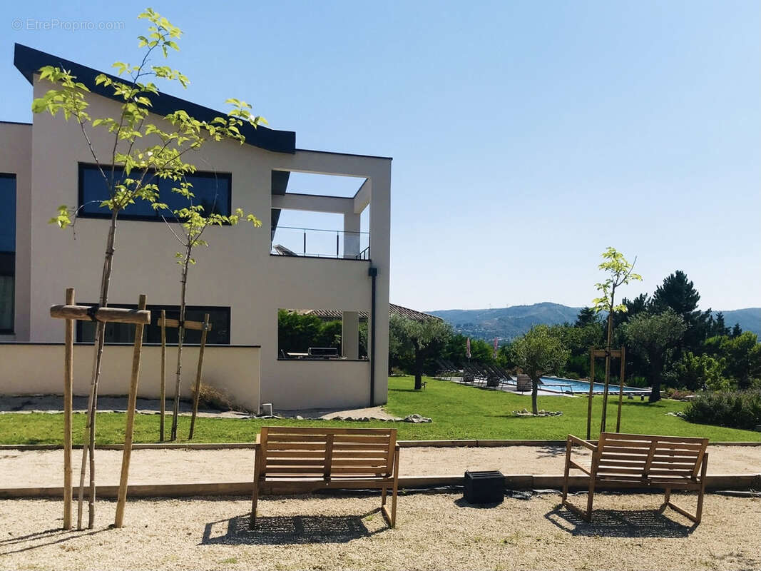 Villa contemporaine de 305 m2 à Saint-Péray - photo 34