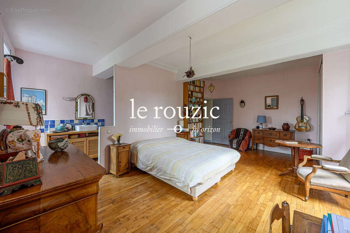 Maison 282 m² à Rochefort-En-Terre  - photo 9