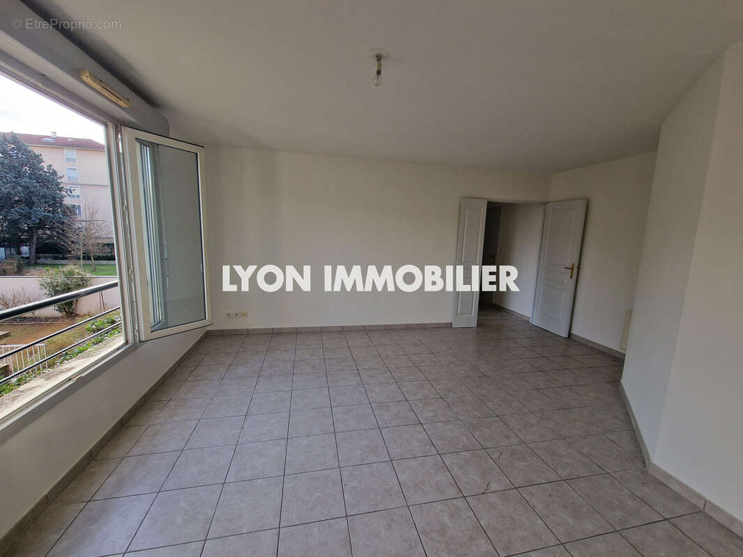 Appartement à LYON-8E