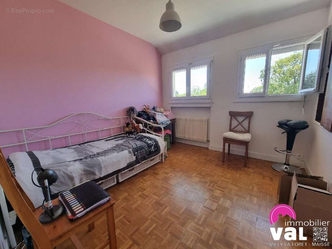 Maison 191 m² à Milly-La-Foret  - photo 8