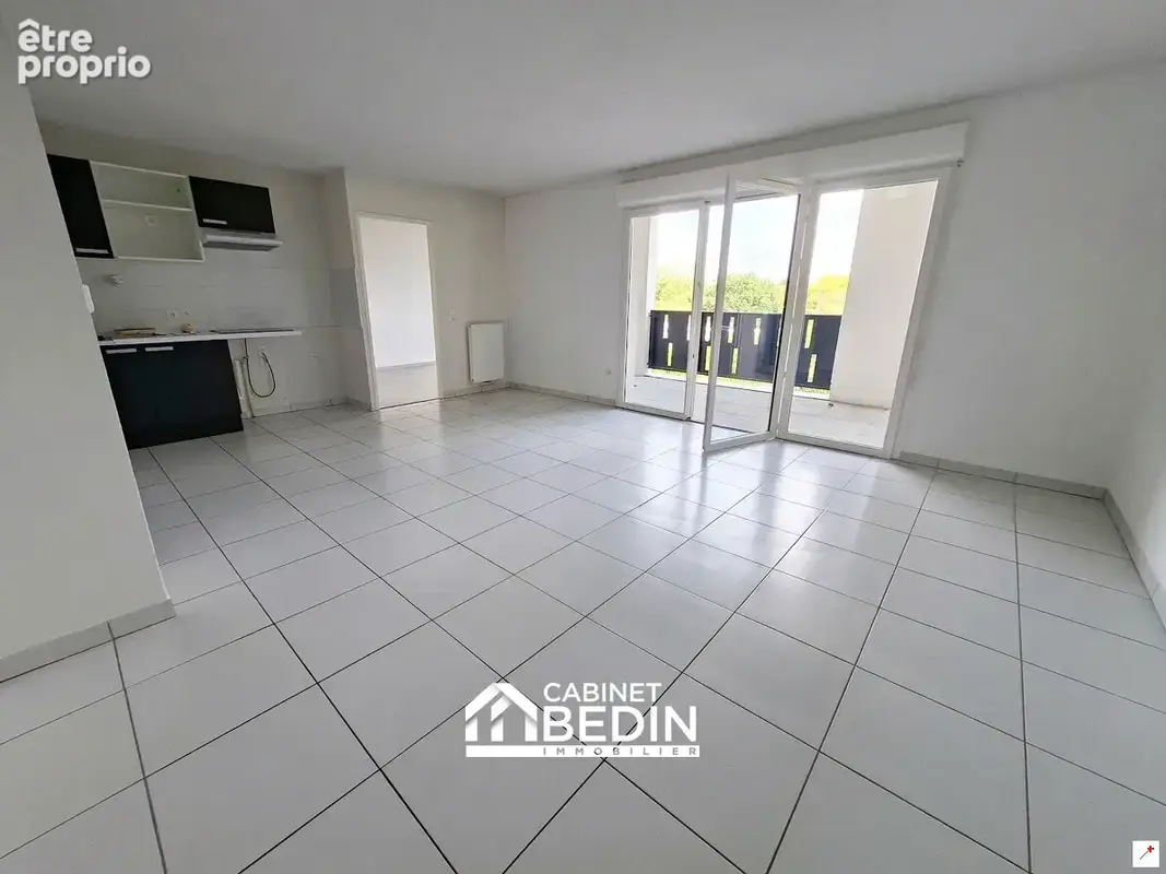 Appartement 4 pièces 92 m² à vendre à Merignac (33700) - photo 2
