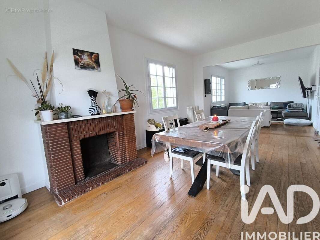 Photo 2 - Maison à PINEUILH