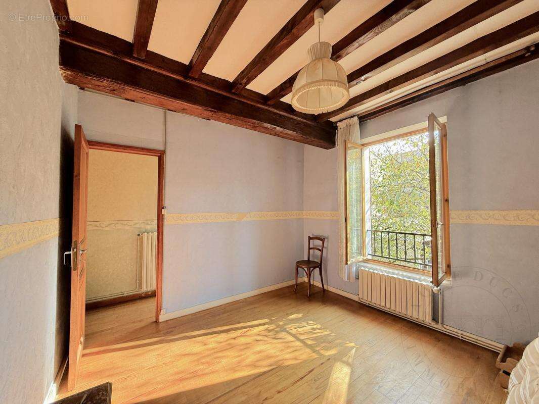 Maison à CHAPONOST