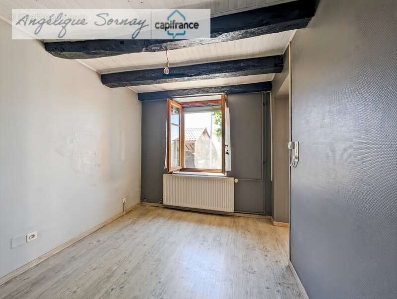 Maison mitoyenne avec potentiel – 103 m² habitables – Montrevel Morges (39320), secteur Jura - photo 15
