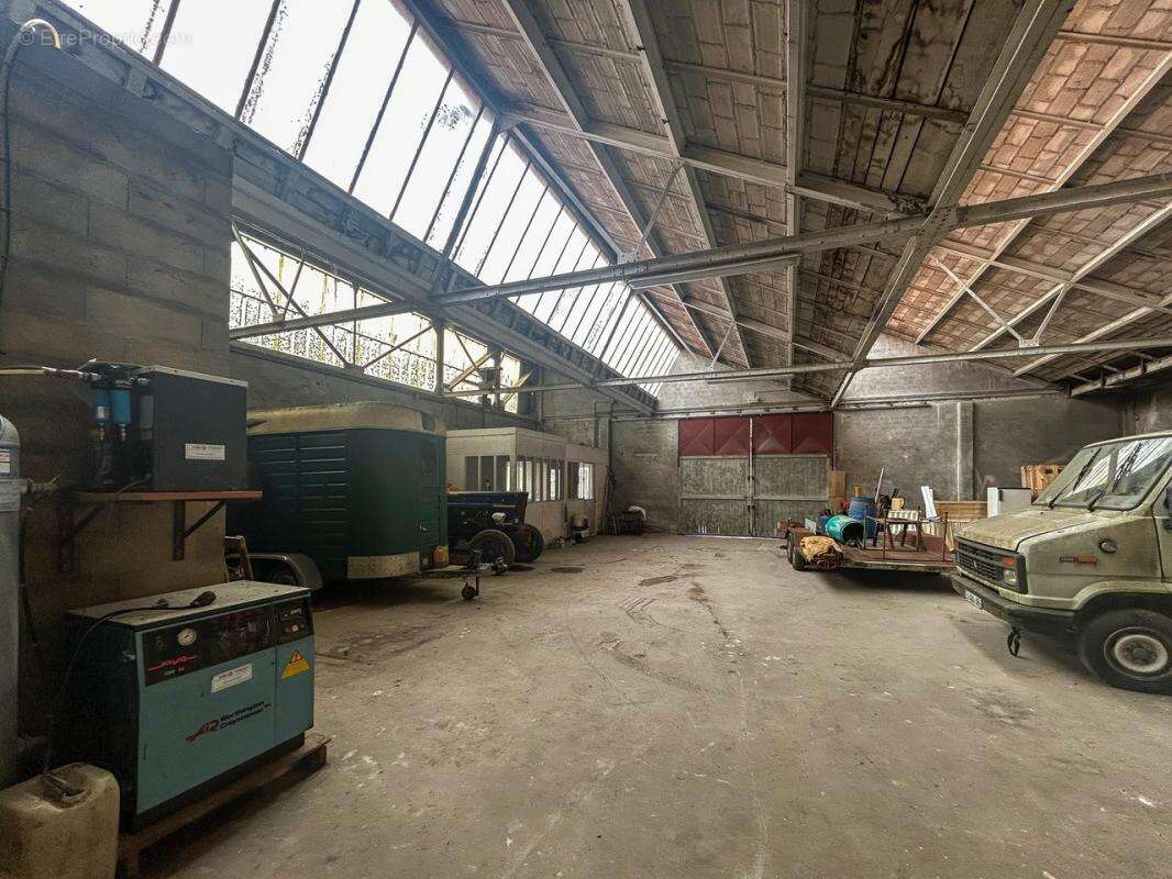 Entrepôt Châtres Sur Cher 1080 m2 - photo 2