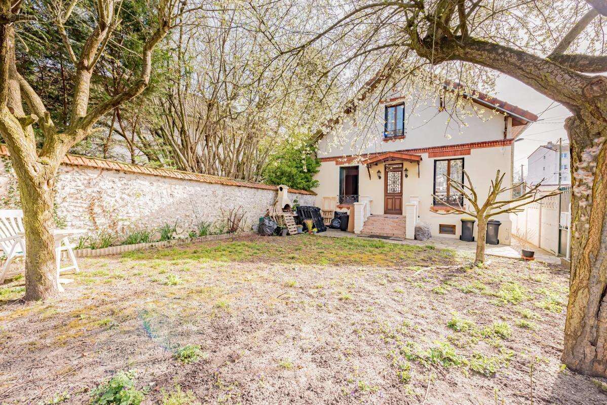 Maison à CHAMPIGNY-SUR-MARNE