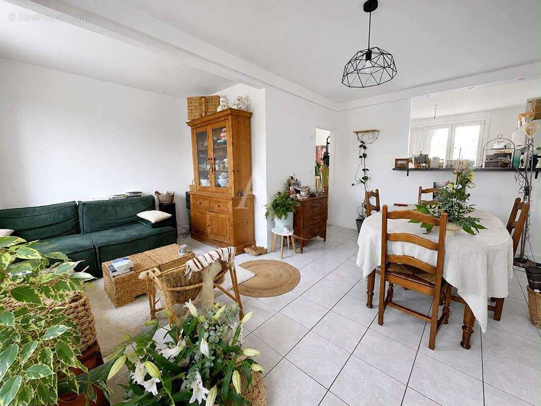 LE MANS SUD - Maison rénovée avec jardin et garage - photo 4