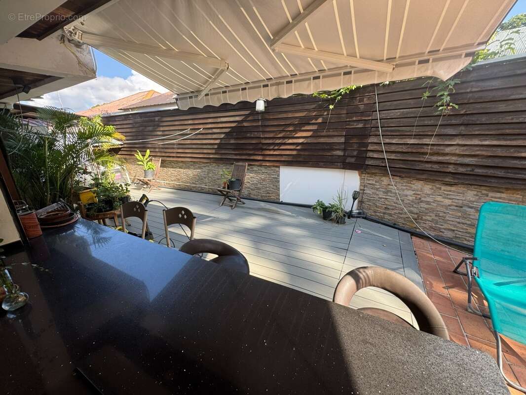 Magnifique maison T5 mitoyenne à l'entrée de BOURDA - photo 5