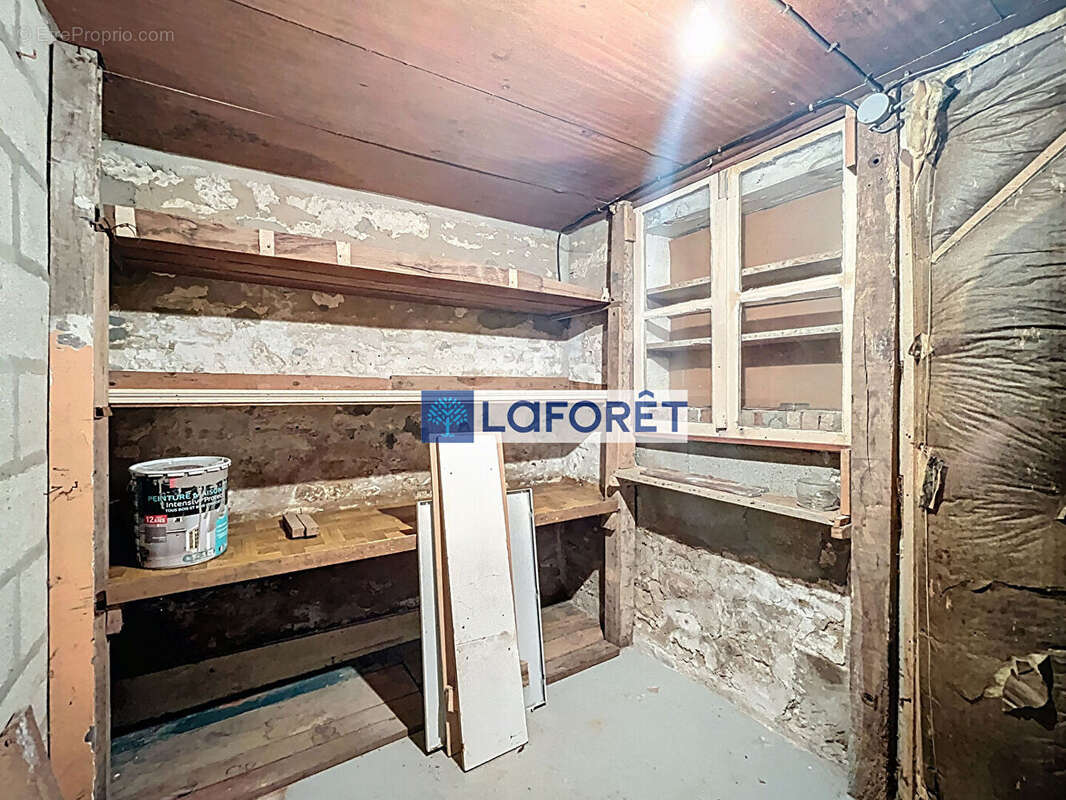 Maison à DOMMARTIN-LE-SAINT-PERE