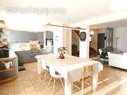 Maison à VANNES-SUR-COSSON