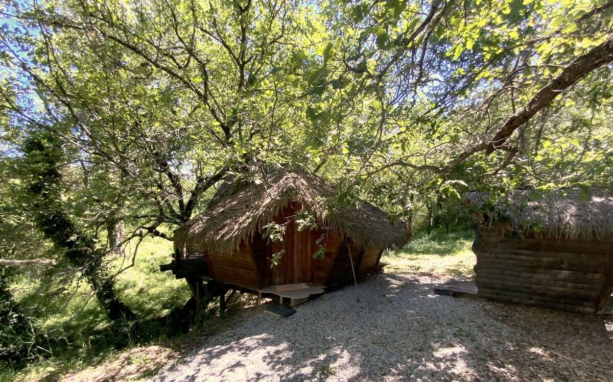 Propriété hébergement/événementiel dans le Luberon, 6,3 ha, 80 couchages, 1090 m2 - photo 17