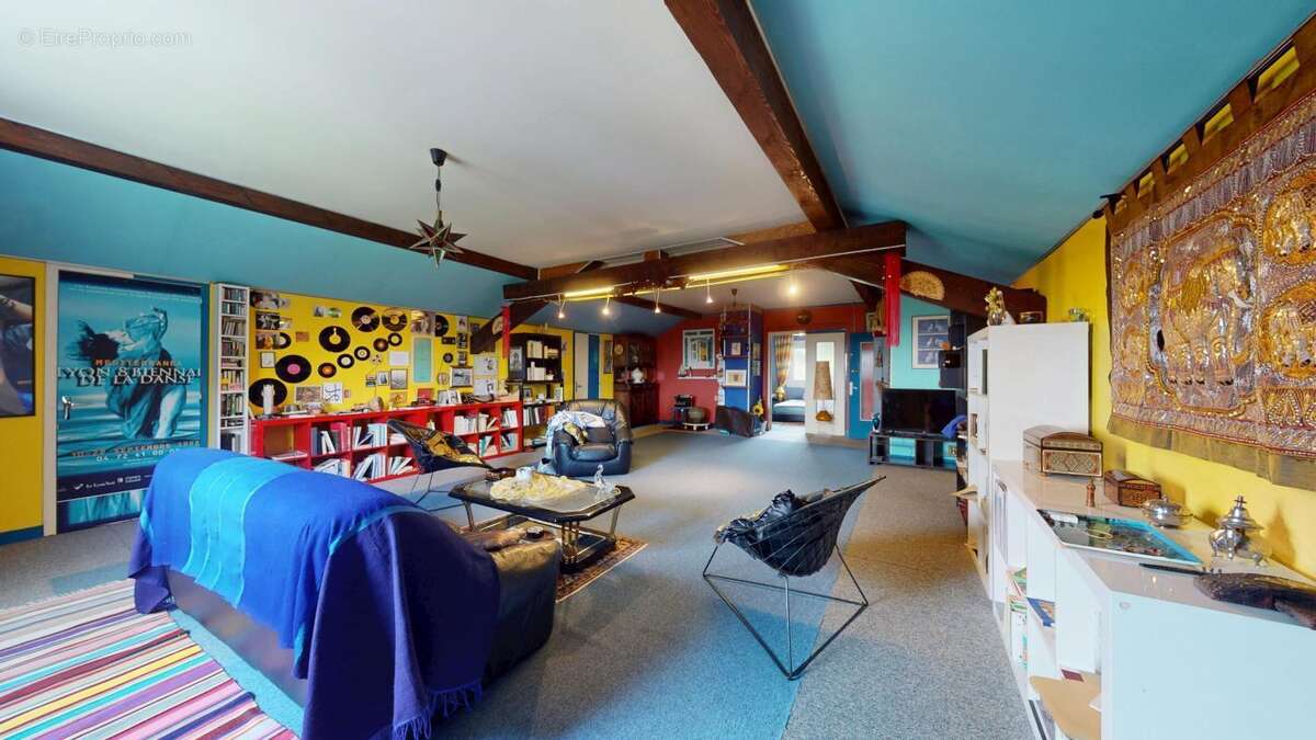 Maison à POLLIONNAY