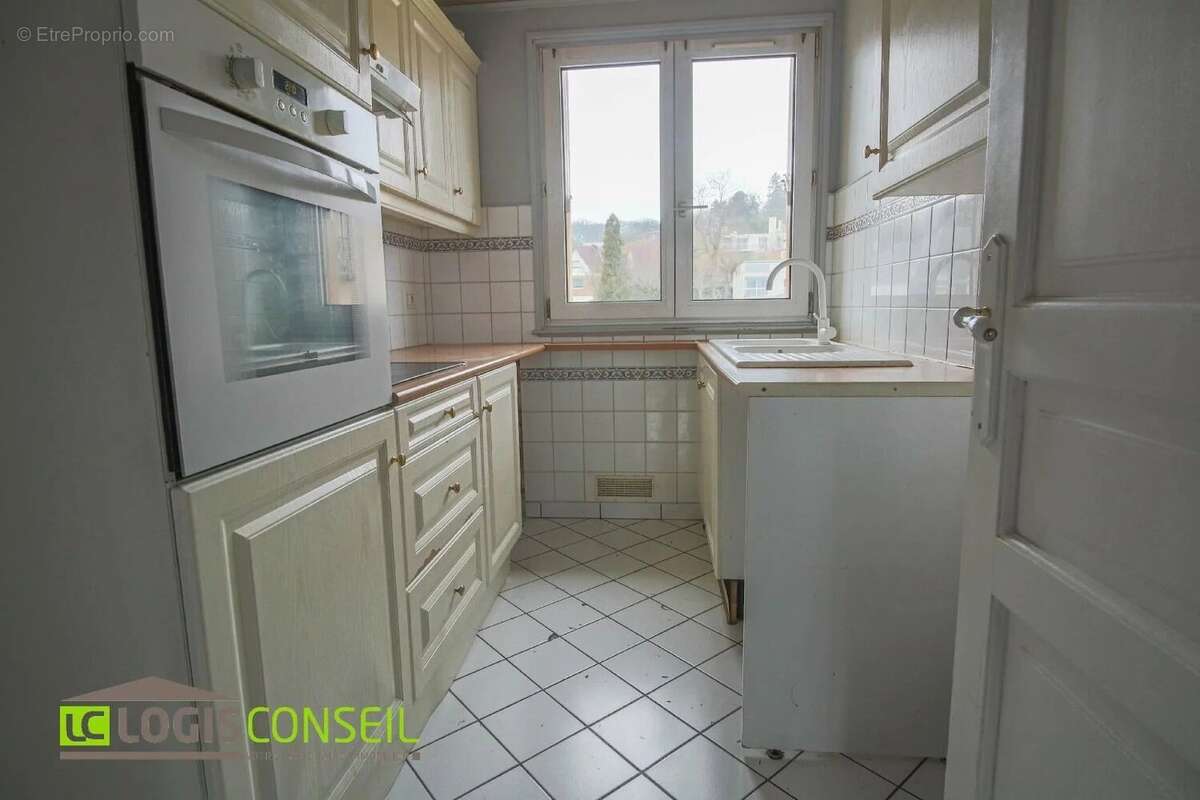 Appartement à LE PLESSIS-ROBINSON