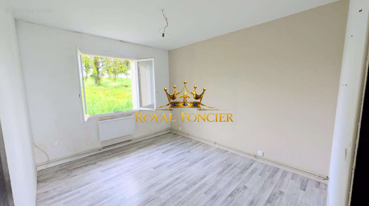 Maison 115 m² à Lesigny  - photo 8