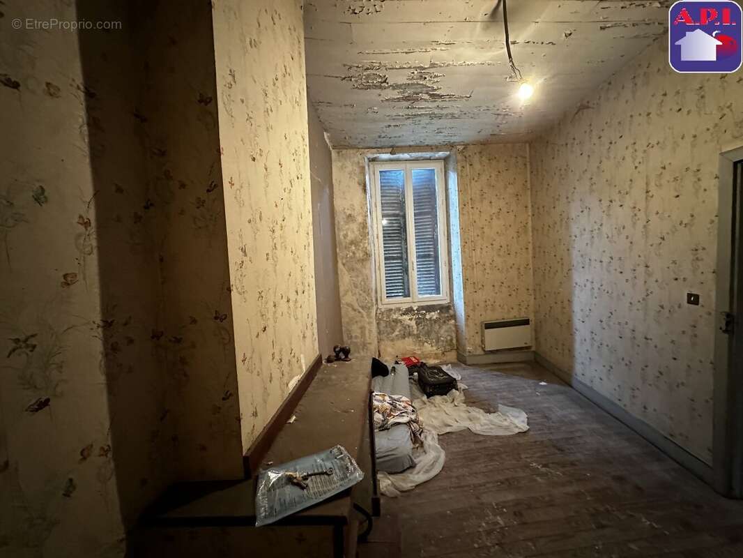 Maison à CASTELNAU-DURBAN