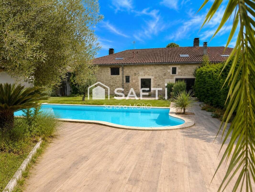 Photo 1 - Maison à CAUDROT