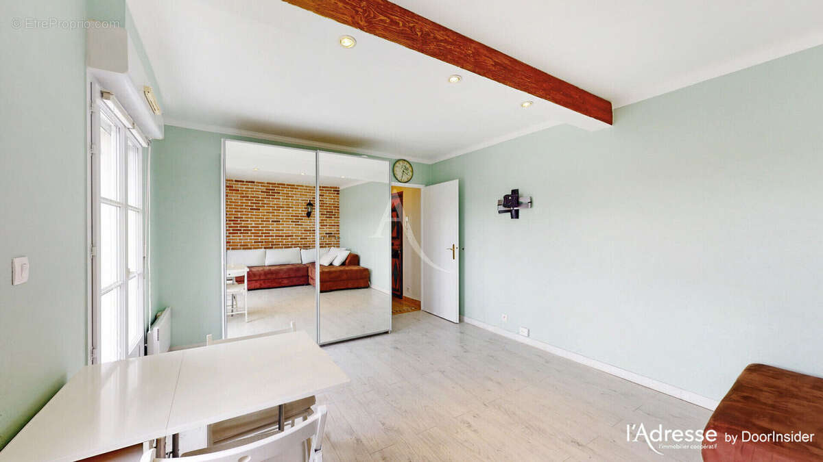 Appartement à LE PLESSIS-ROBINSON