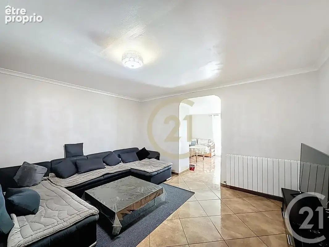 Maison 5 pièces 98 m² à vendre à Sernhac (30210) - photo 5