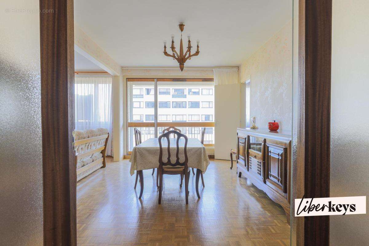 Appartement à VALENCIENNES