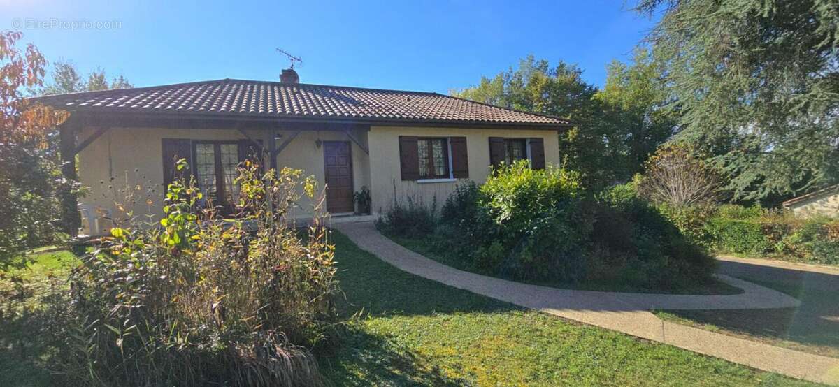 Maison à COULOUNIEIX-CHAMIERS