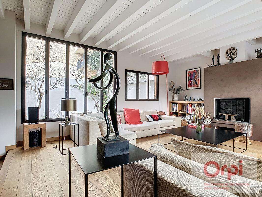 Maison à ISSY-LES-MOULINEAUX