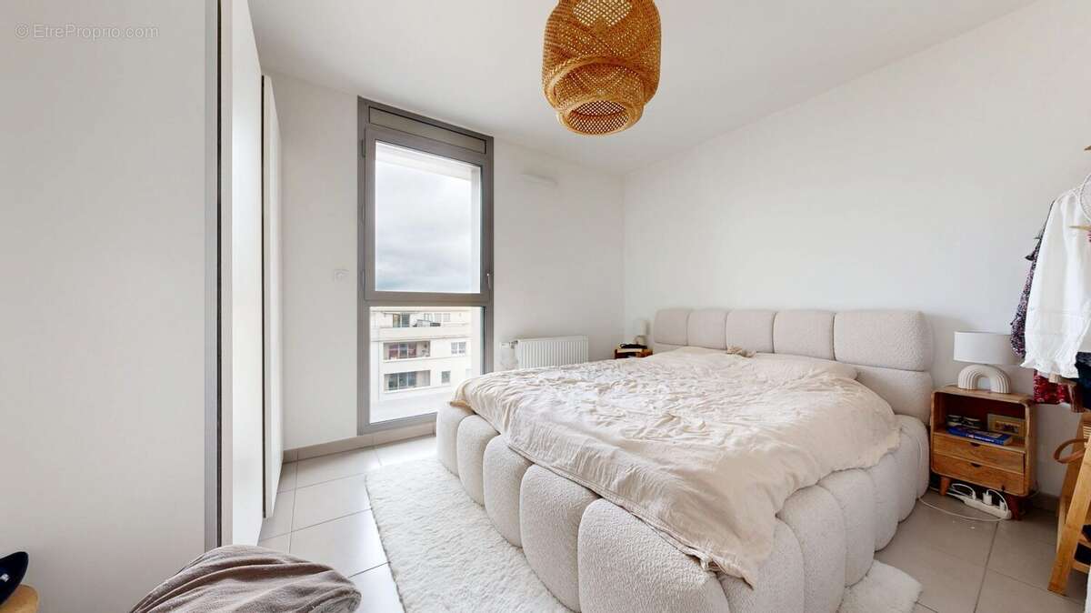 Appartement à LYON-8E