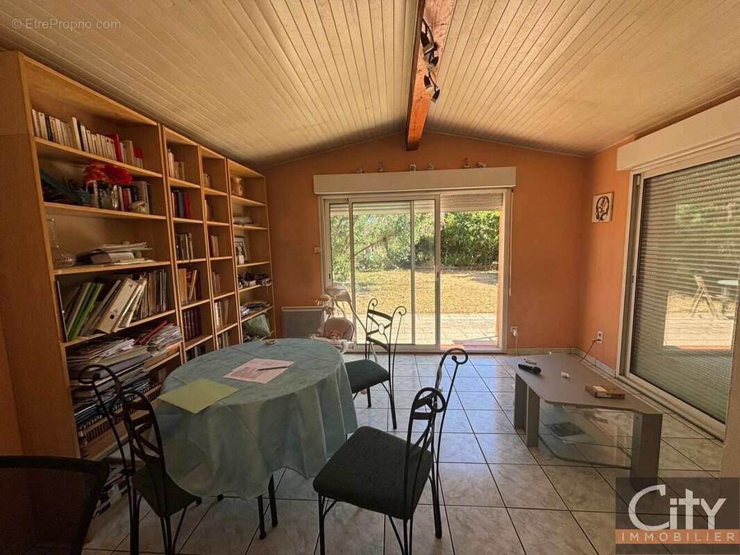 Cugnaux  maison t5 avec garage sur parcelle de 636 m² divisible - photo 5