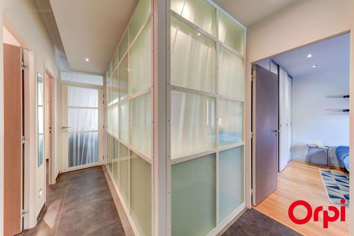 Appartement À Vendre - photo 17