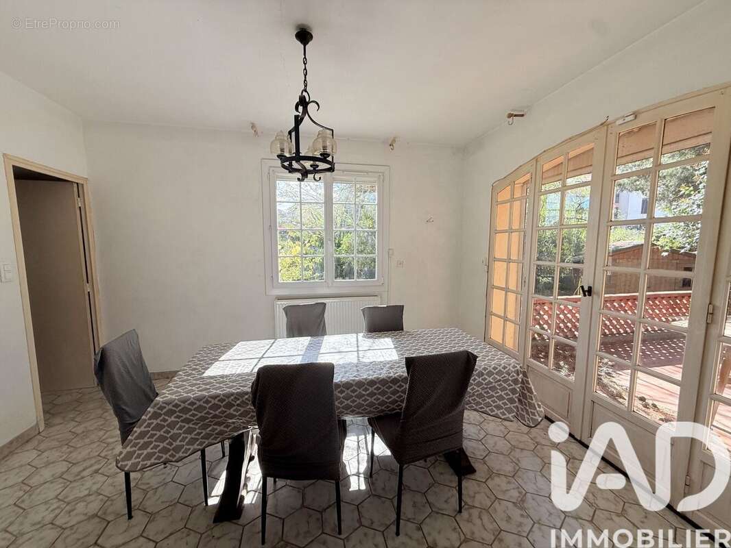 Photo 6 - Maison à SIX-FOURS-LES-PLAGES