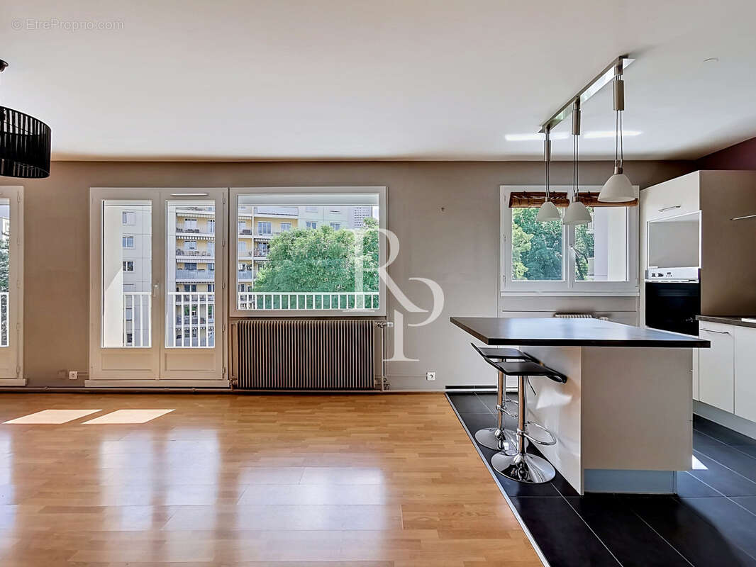 Appartement à LYON-5E