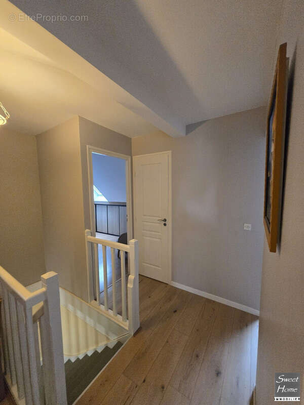 Maison à MAGNY-LES-HAMEAUX