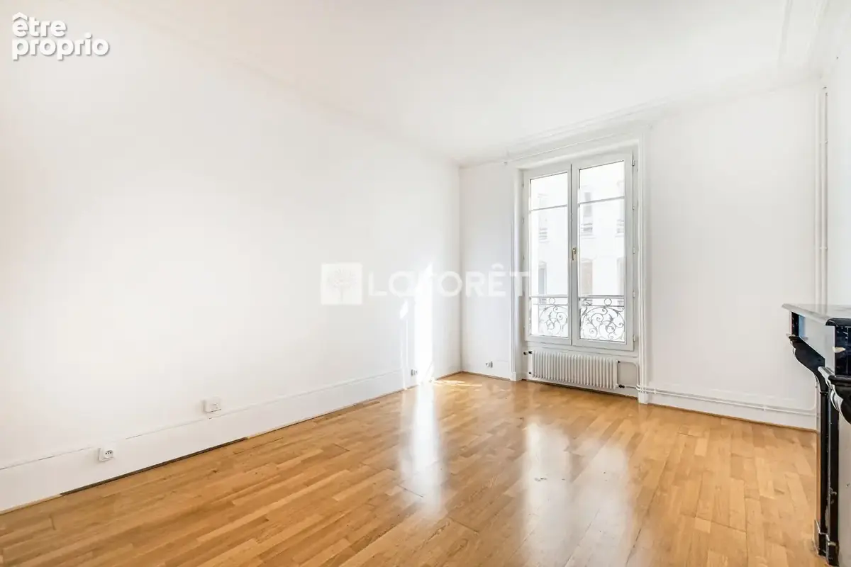 Appartement Paris 2 pièce(s) 39 m2 - photo 2