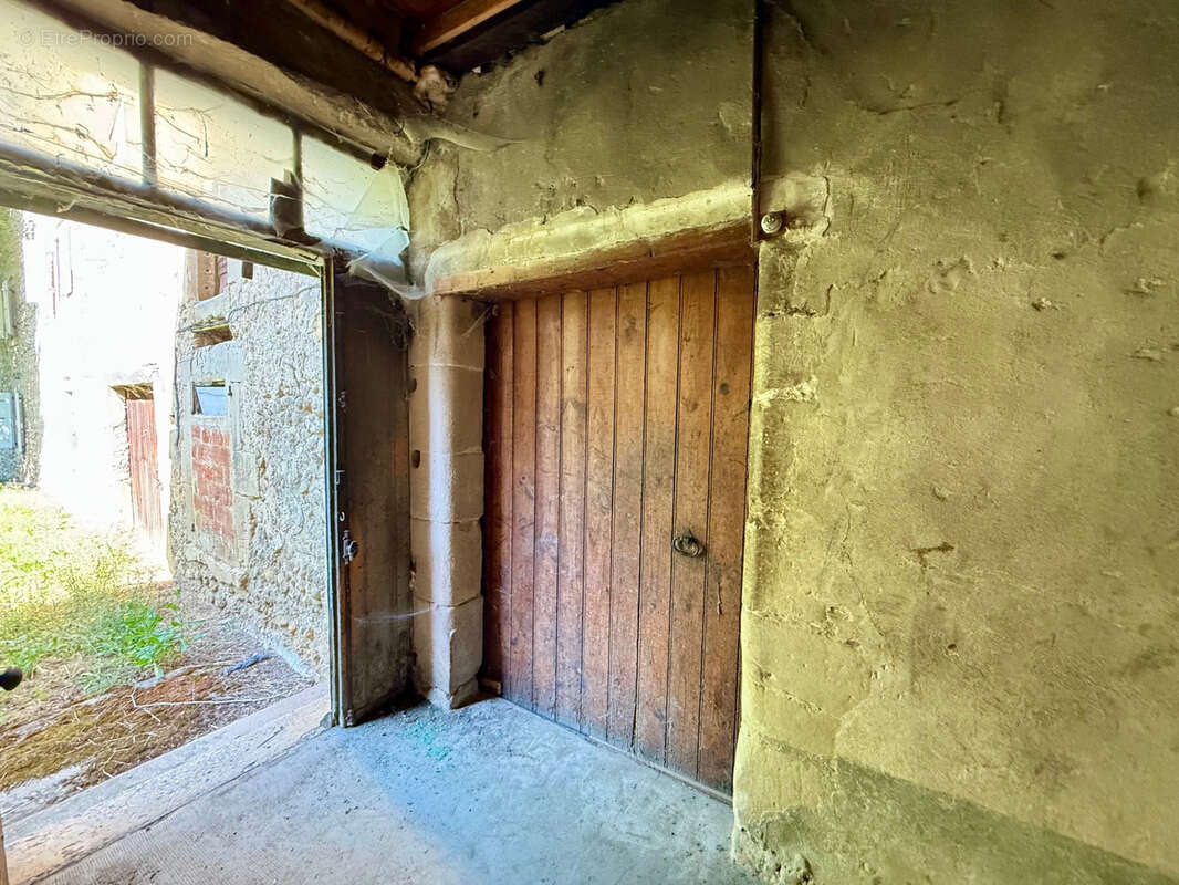 Maison à CHATILLON-SAINT-JEAN