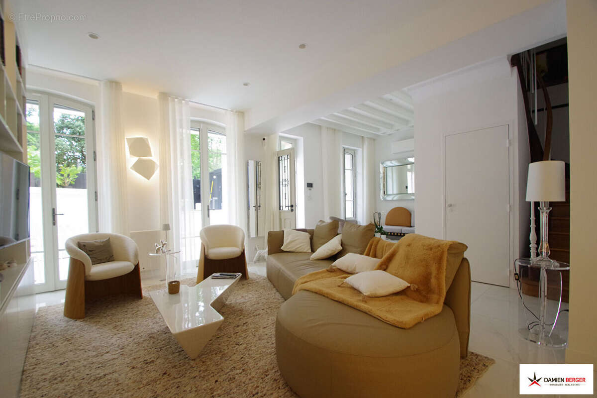 Maison à LA ROCHELLE