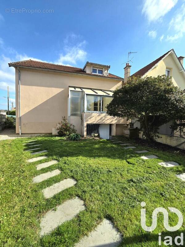 Photo 1 - Maison à AUXERRE