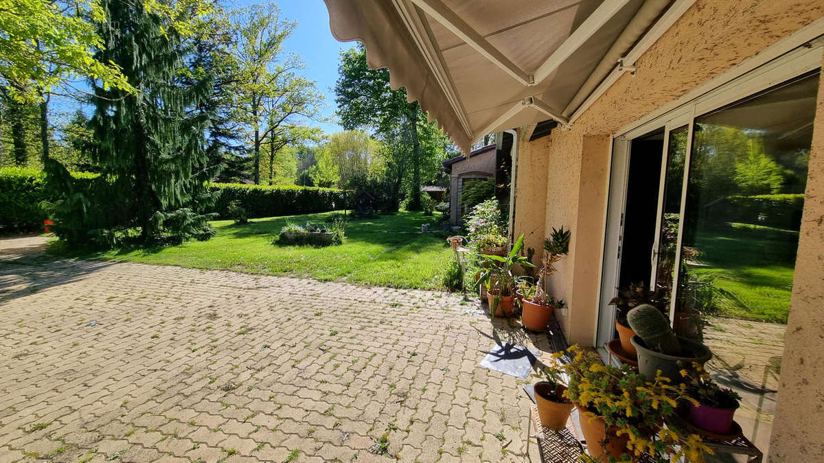 20240419_171804 - Maison à SAINT-ESTEPHE