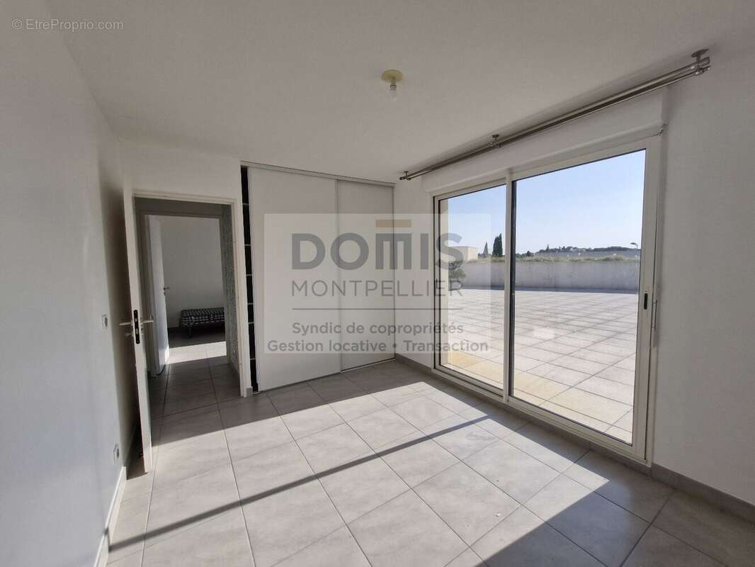 Appartement à LE CRES