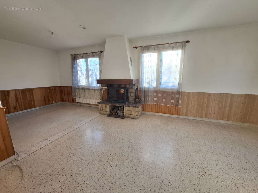 Maison à SAINT-MAURICE-L&#039;EXIL