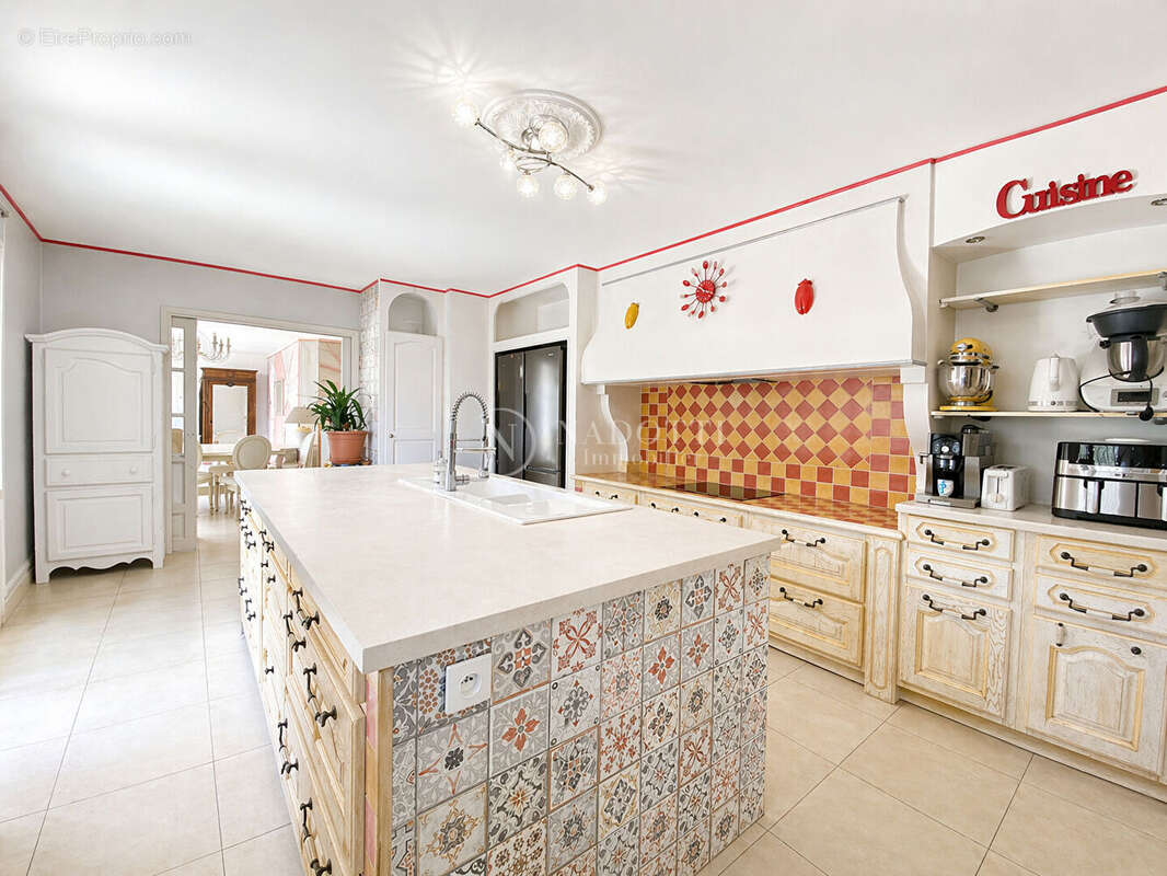 Maison de plain pied aux Taillades - photo 4