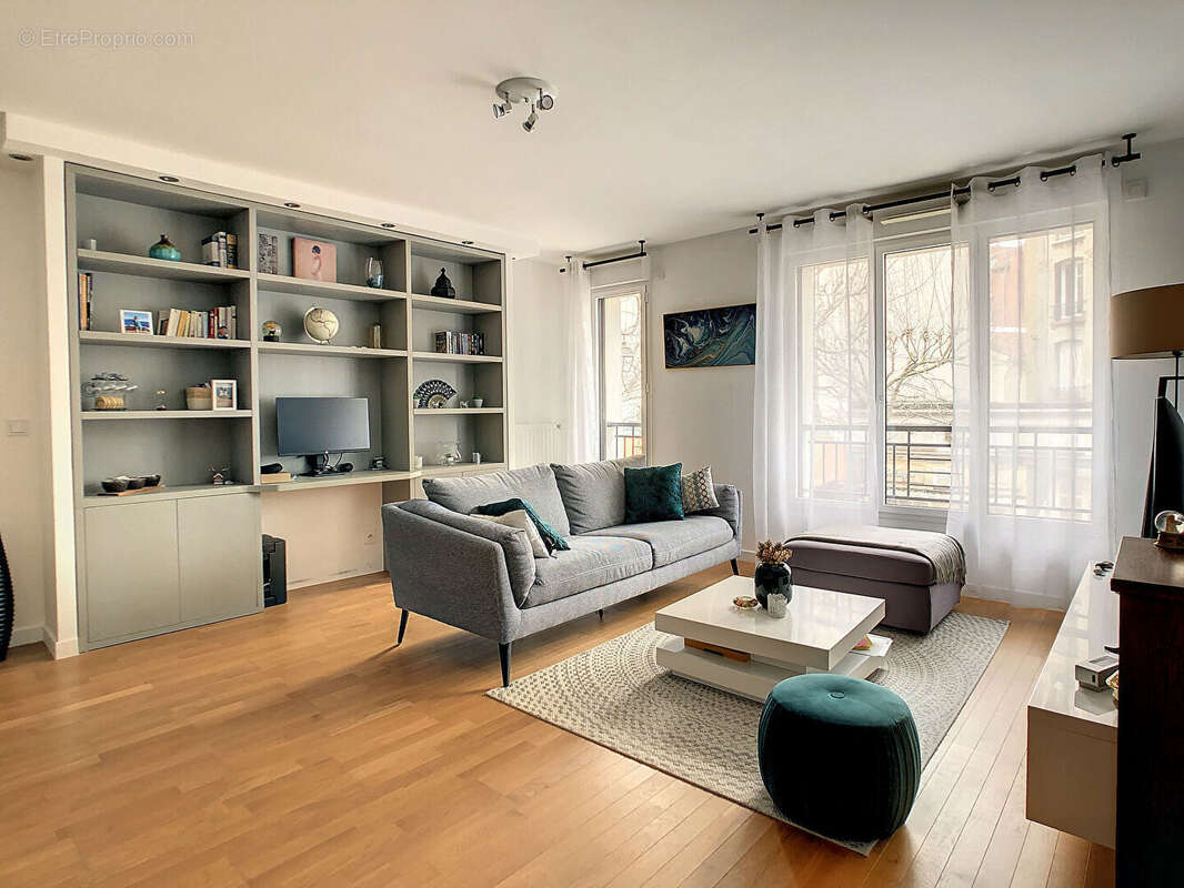 Appartement à SURESNES