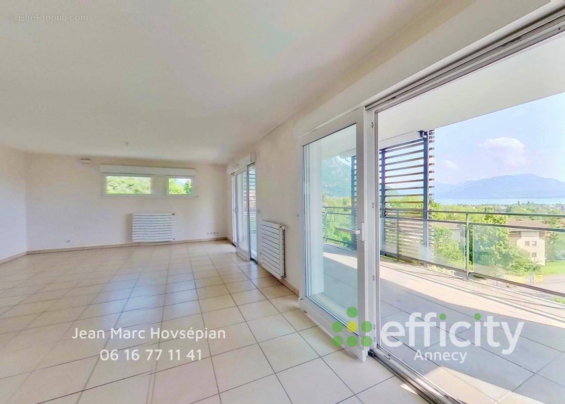 Appartement à ANNECY-LE-VIEUX