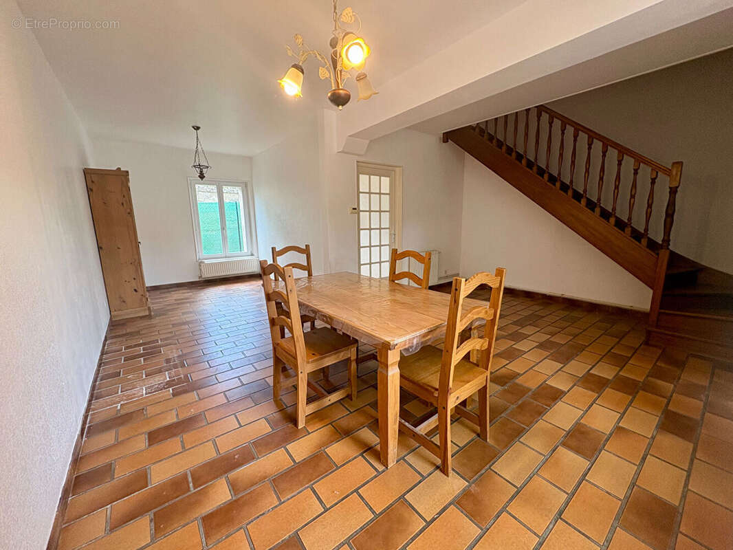 Maison à CLACY-ET-THIERRET