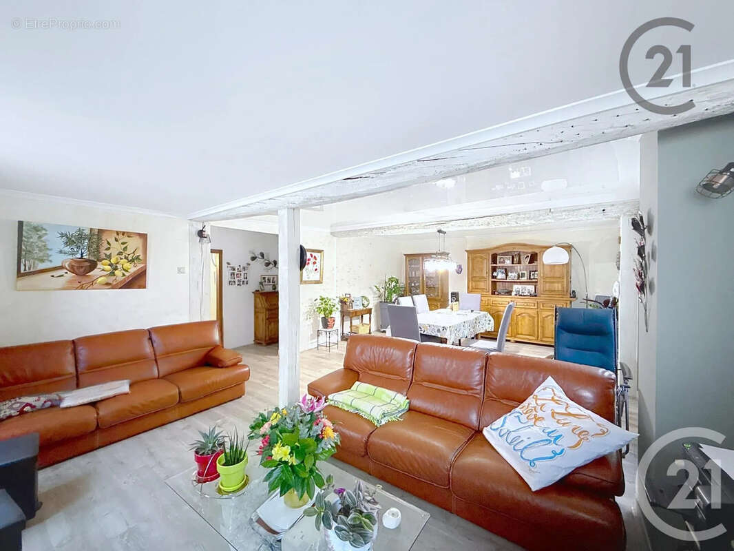 Maison à BRAY-SUR-SEINE