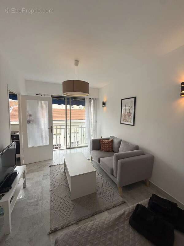 Appartement à LE CANNET