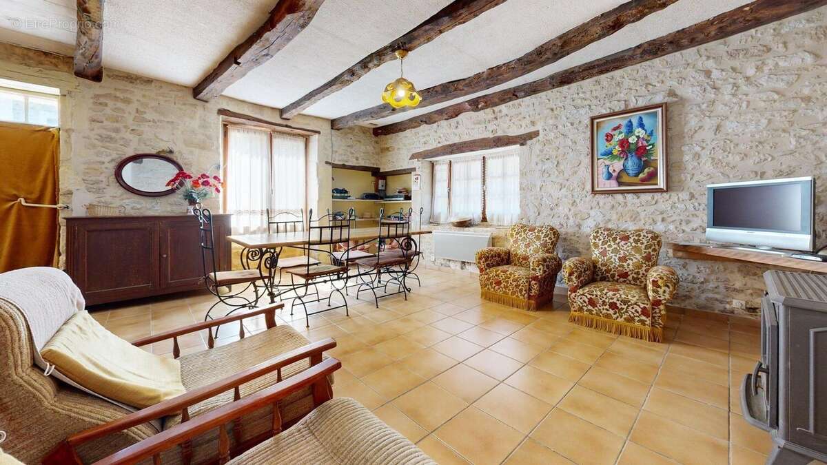 Maison 91 m² à Le Buisson-De-Cadouin  - photo 3