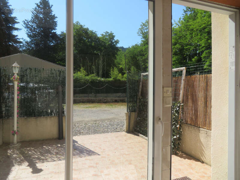 Appartement à LE CHAFFAUT-SAINT-JURSON