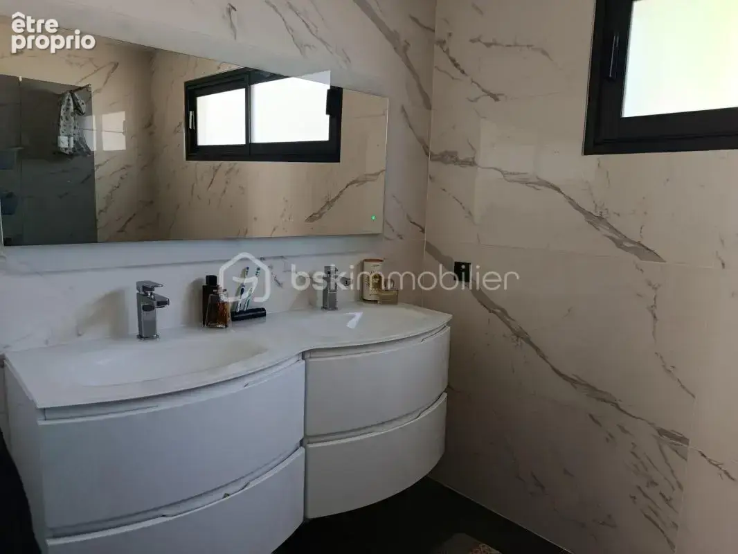 Nouveauté , Maison 4 pièces154 m2 - photo 9