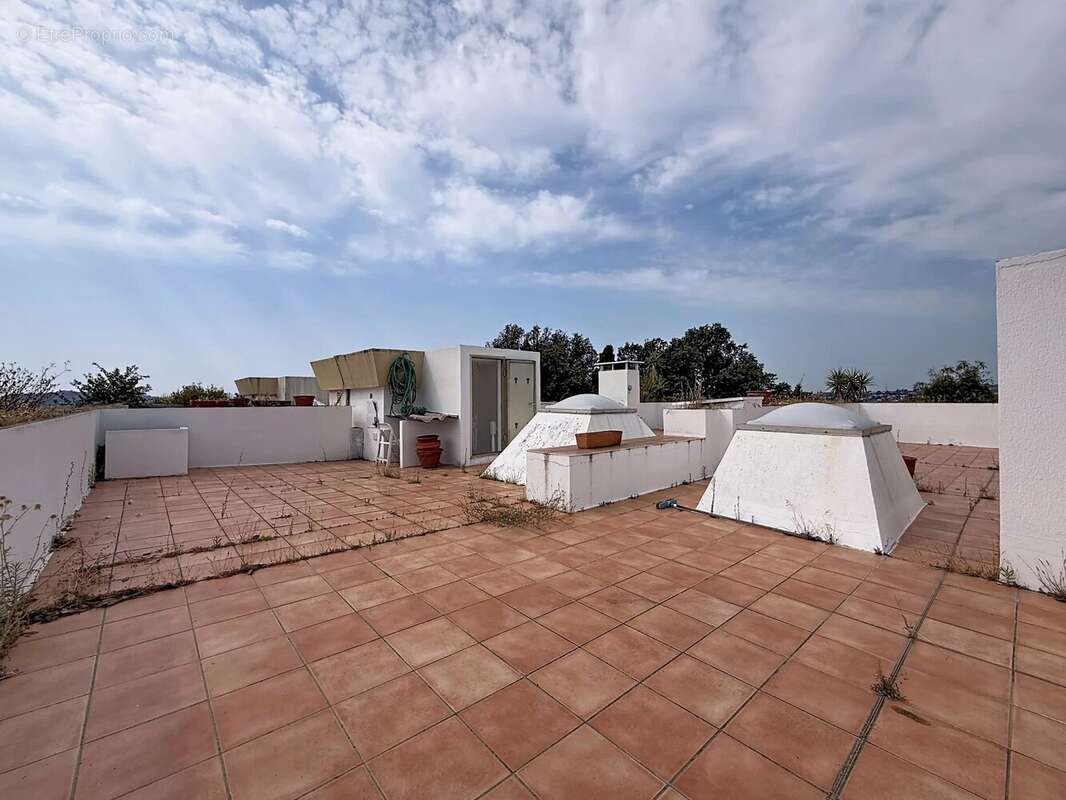 Cimiez 4 p avec solarium de 140 m² dans res avec piscine - photo 4